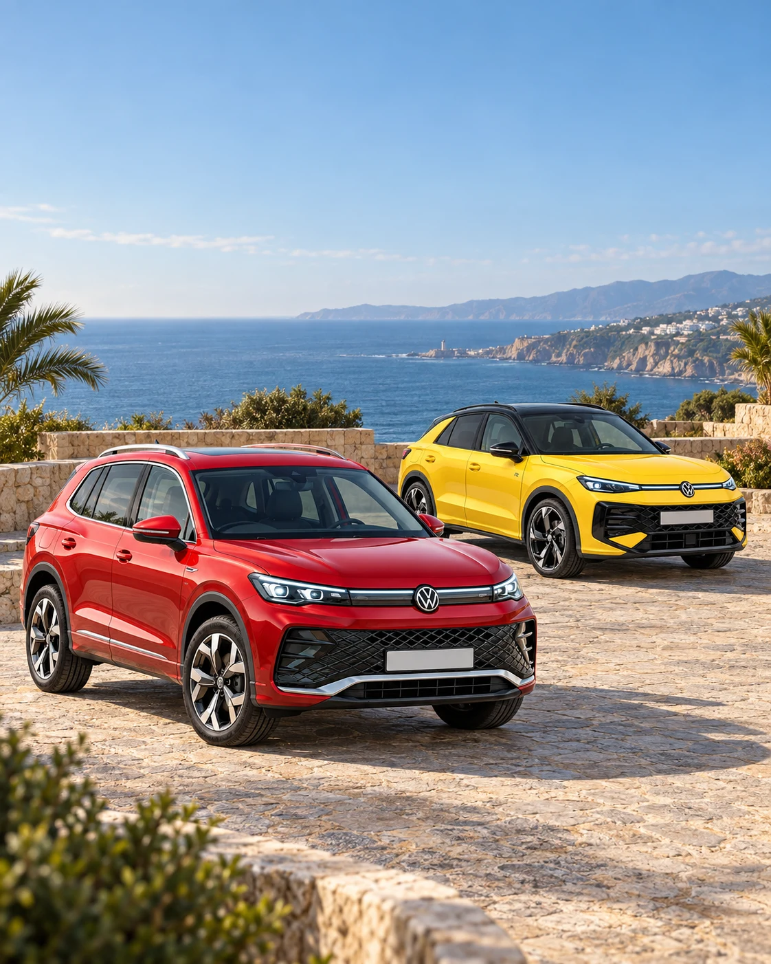 Volkswagen Tiguan rouge et T-Roc jaune sur la côte de Tanger, visuel illustratif